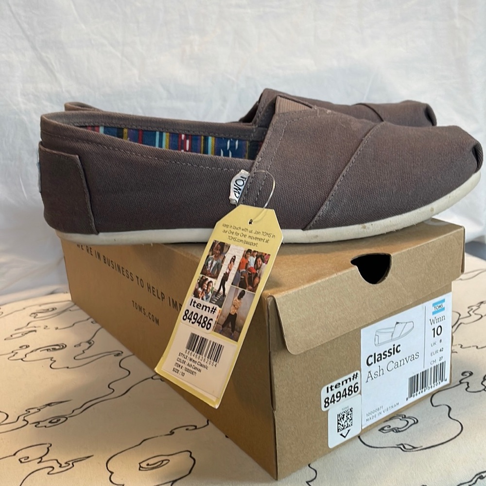 Classic Ash Canvas Toms